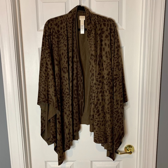 !NEW! Chico's Leopard Shawl (women) - Picture 1 of 3